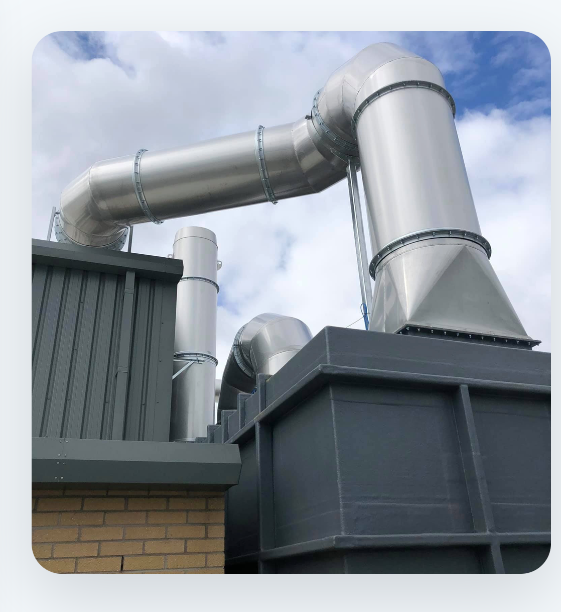 Rooftop ductwork installation by Airduct